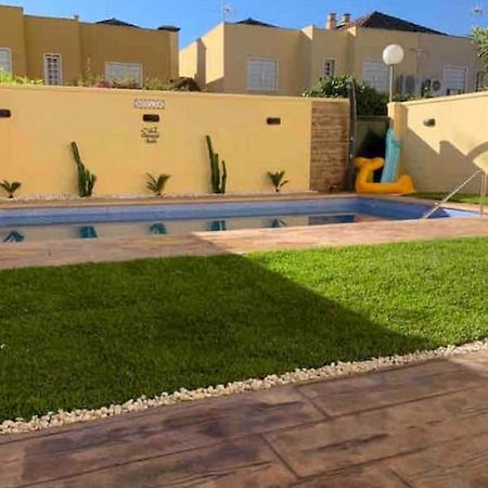 Villa CASA DE LUJO CON PISCINA en la mejor zona de Jerez Jerez de la Frontera Exterior foto